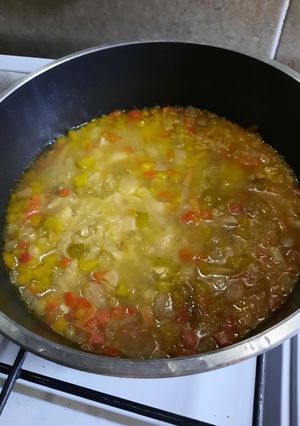 Una foto de Arroz con pollo y azafrán
