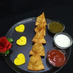 Samosa A picture of Samosa.