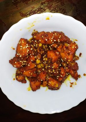 A picture of Honey Garlic Glazed Chicken.