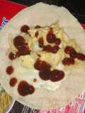 Huevos revueltos con queso y BBQ