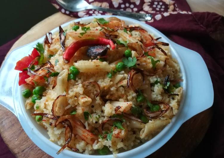 Pasta fried rice