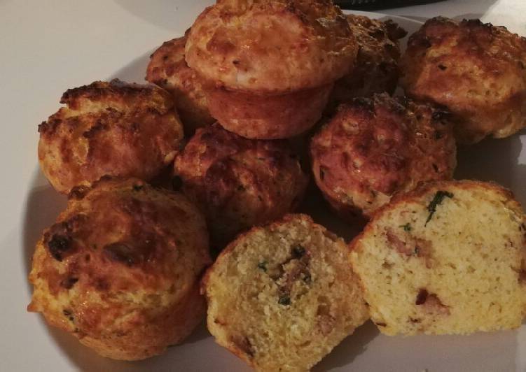 Cheesy bacon & spring onion savoury muffins