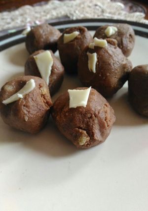 Foto resep Kue bola coklat, tidak pakai SKM