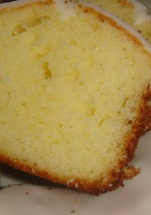 Una foto de Budín de limón 🍋