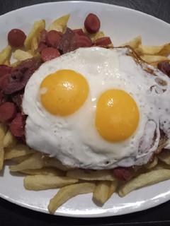 Una foto de Chorrillana casera