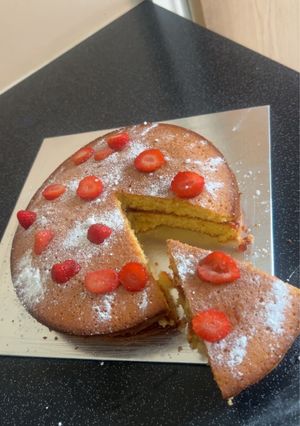 A picture of Victoria Sponge Cake.