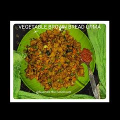 A picture of Vegetable brown bread upma.