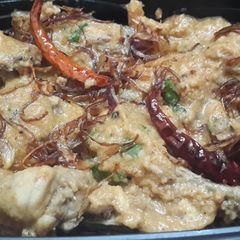 A picture of Shahi Chicken Korma.