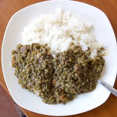 A picture of Rice with Ndengu.