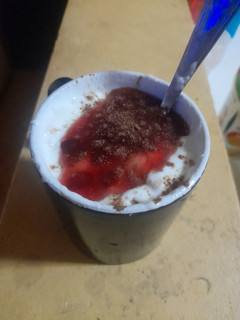 Una foto de Postre de Yogurt con mermelada