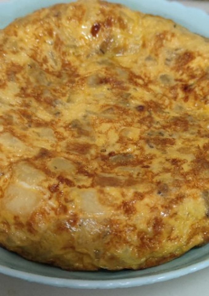 Una foto de Tortilla de patata y cebolla