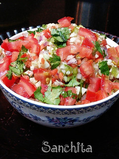 A picture of Pico de Gallo salsa.