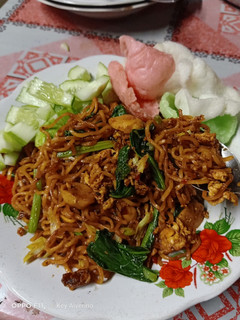 Foto resep Mie goreng tek tek ala Abang- abang