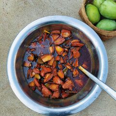 A picture of Sweet and sour mango pickle.