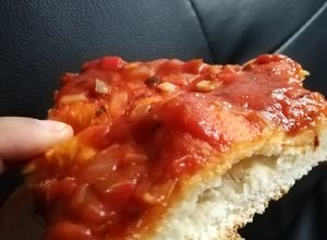 Una foto de Pizza con Royal