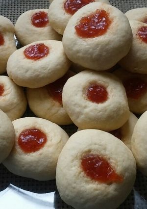 Una foto de Pepas con dulce membrillo muy fáciles