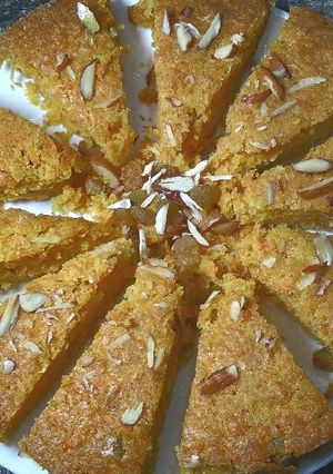 A picture of Carrot and Almonds cake.