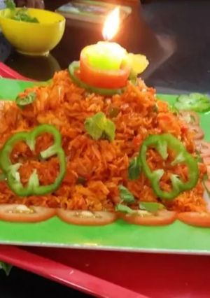 A picture of Veg Schezwan rice.