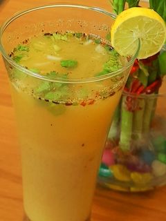 सत्तू का नमकीन शर्बत (sattu ka namkeen sharbat recipe in Hindi) रेसिपी मुख्य फोटो