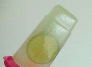 Una foto de Helados light de limón y miel 🍋🍯🍦
