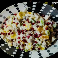 A picture of Chicken Hawain Salad.