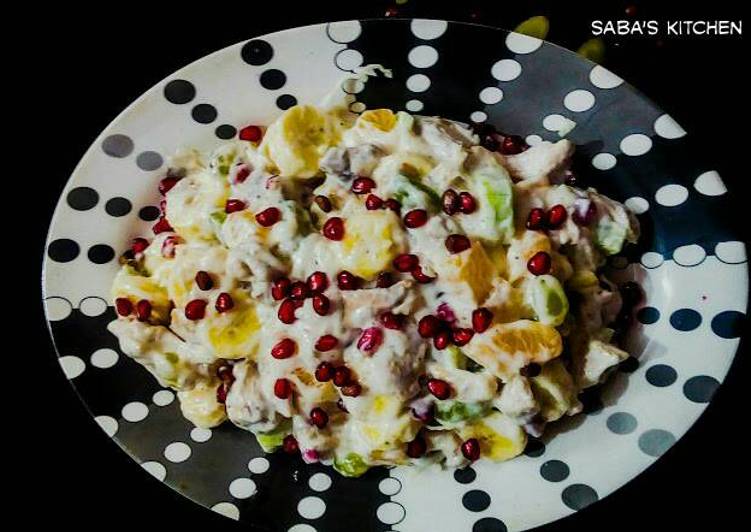 Easy Recipe: Yummy Chicken Hawain Salad