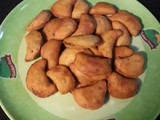 Pastel mini isi abon