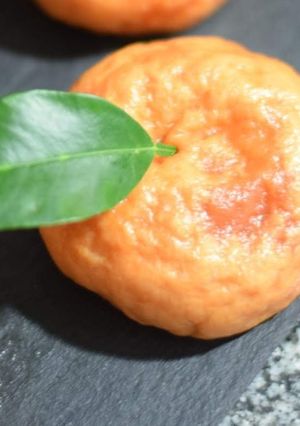 Una foto de Trampantojo de mandarina