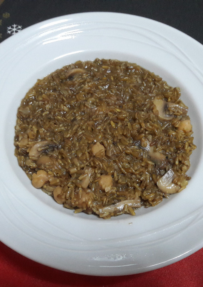 Una foto de 🇮🇹“Risotto” de avena vegano