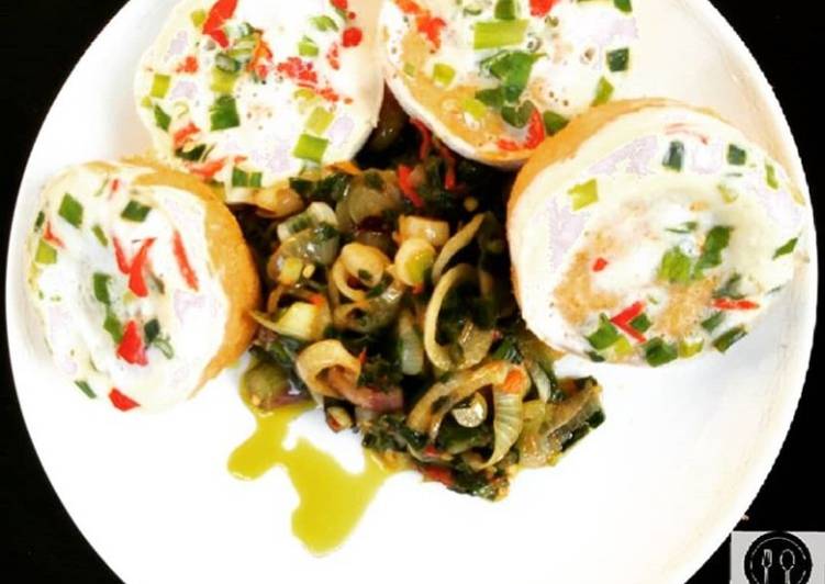 Moimoi with green pepper and onion sauce