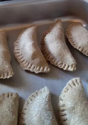 Una foto de Empanadas fit de harina integral y harina de avena 😋