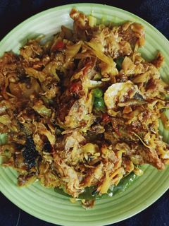 মাছের মাথা দিয়ে বাঁধাকপি (Macher matha diye badhakopi recipe in Bengali) রেসিপির প্রধান ছবি