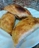 Empanadas de pescado marinado