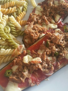 Una foto de Pizza fit con base de berenjena