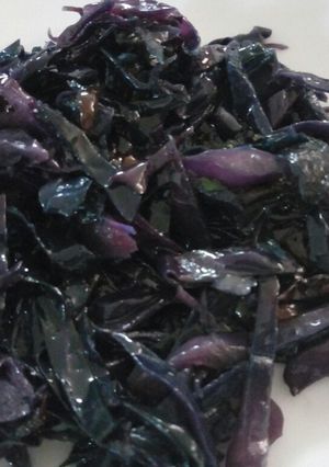A picture of Braised red cabbage.