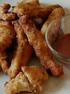 Una foto de Fingers de pollo