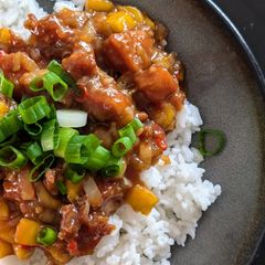 A picture of Mango Chili Chicken.