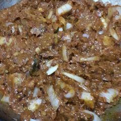 A picture of Instant imli and dry red chilli pickle.