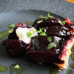 A picture of Beetroot Tart Tatin.
