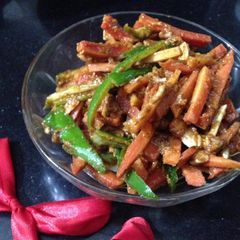 A picture of Gajar ka achar.