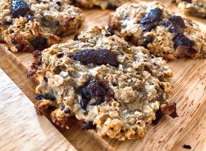 Hình của món EatClean/ Bánh Cookies Yến Mạch, Chuối, Quế và Sô cô la.