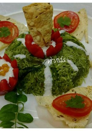 A picture of Spinach Fried Rice.