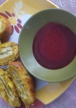 A picture of Inside out vada pav.