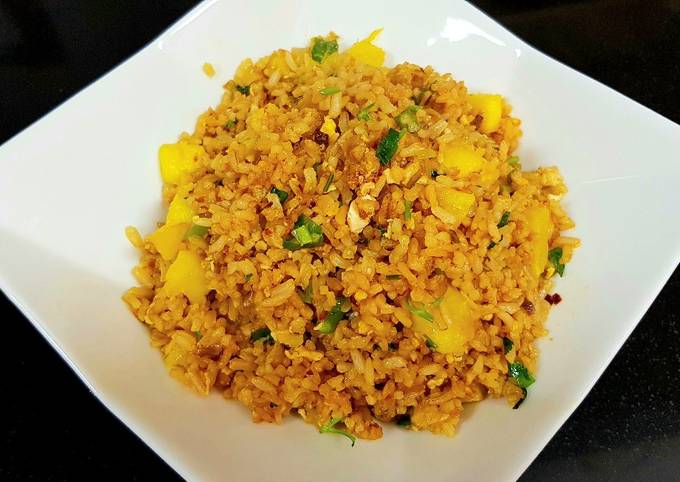 Nasi Goreng Nanas