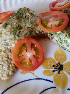 A picture of Fried rolled omelette.