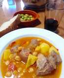 Forro de cerdo picantito con garbanzos y patatas