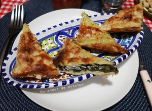 Une photo de Börek turc aux épinards et fromage 🧀
