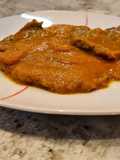 Filetes de ternera en salsa de zanahoria y cebolla