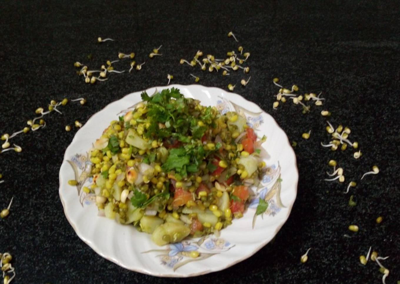 Healthy Sprouts Chaat