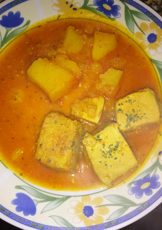 Una foto de Bonito con tomate